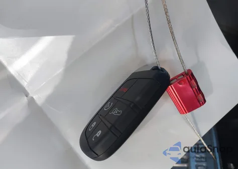 2015 Jeep Grand Cherokee Limited z USA, uszkodzony, nr VIN 1C4RJFBG7FC852189